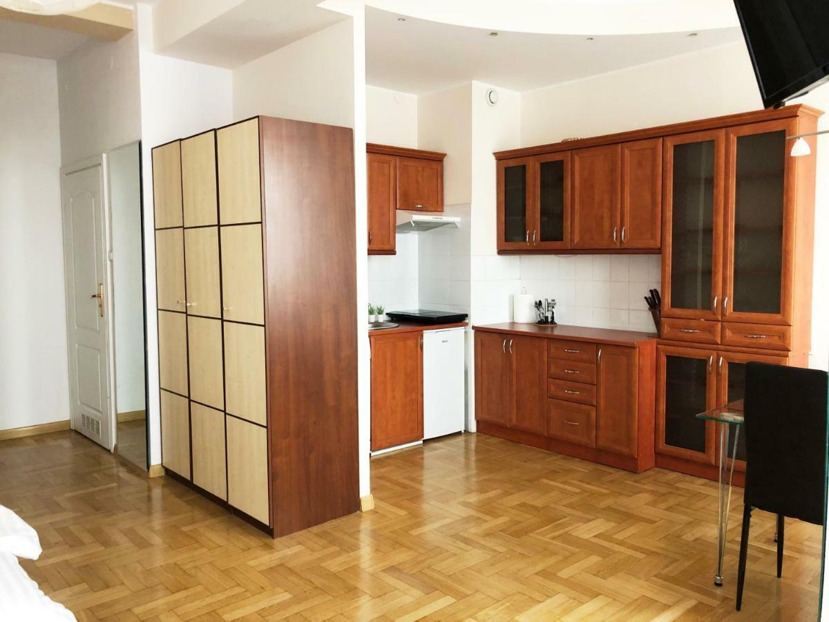 Sienna 93 - Cozy Studio By Homeprime Warszawa Eksteriør billede